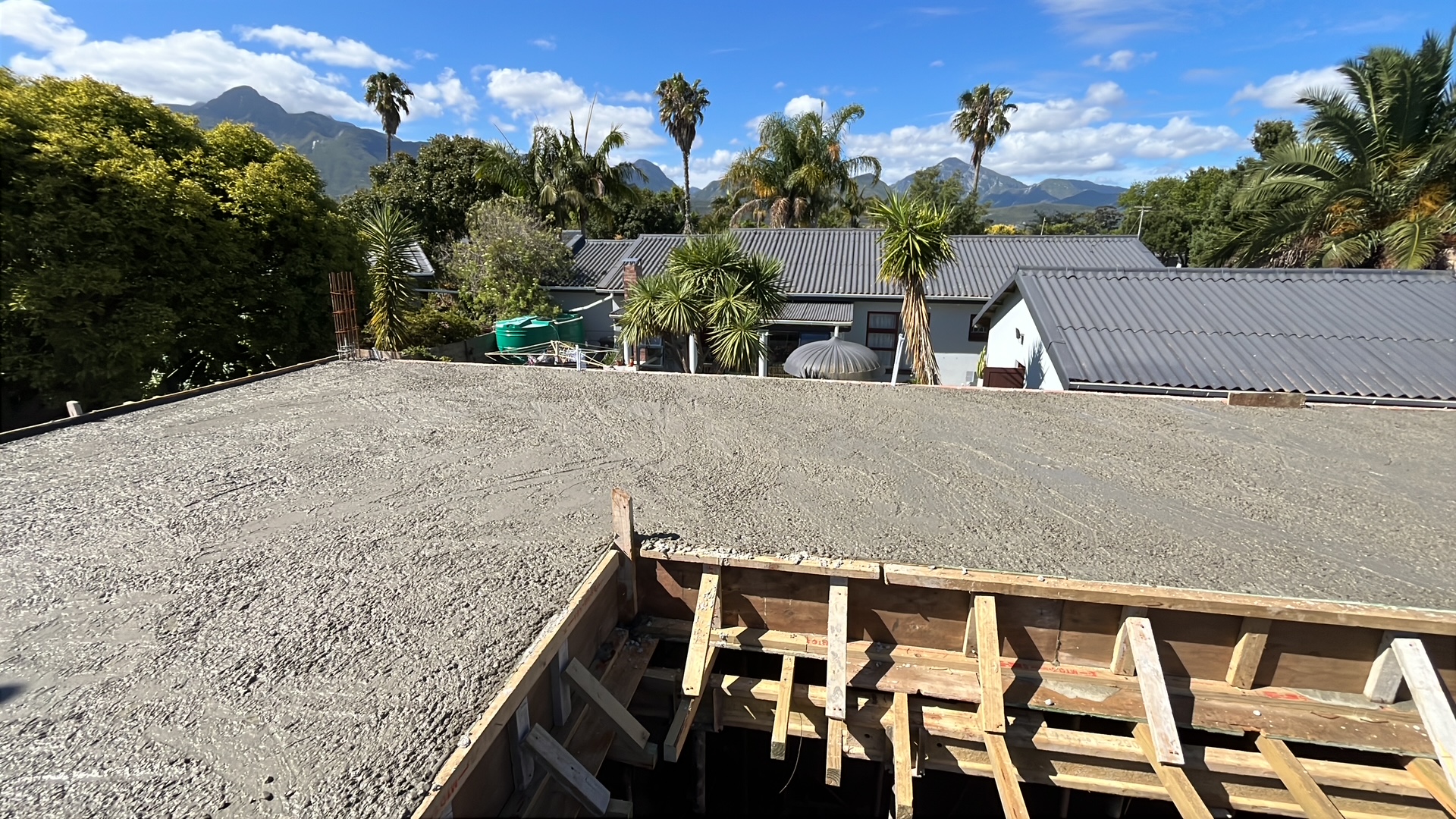 052DE7C6-3E2B-4A26-BD31-811BEEE456C5